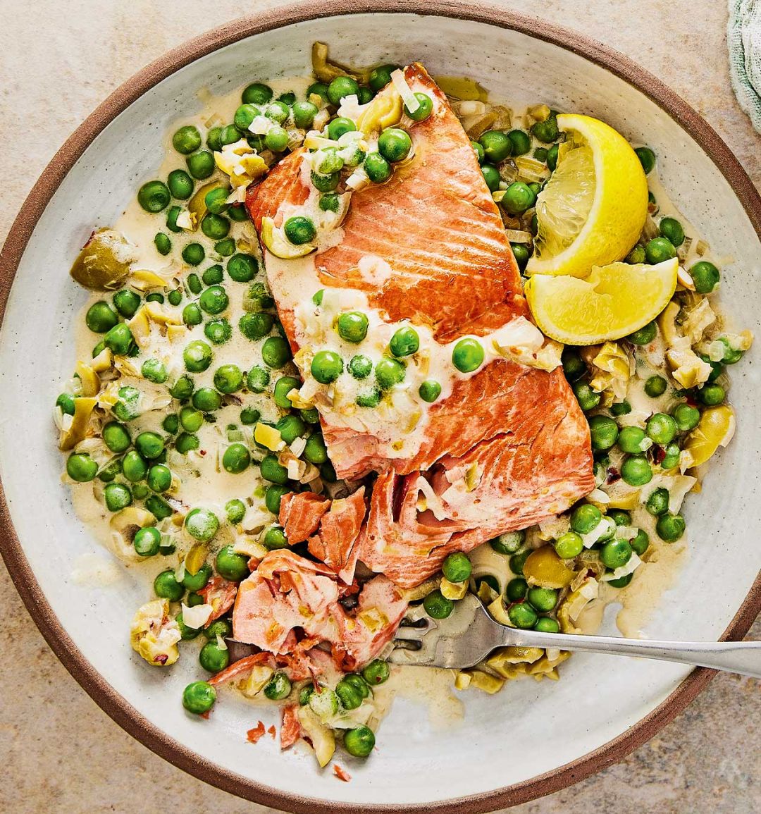 Seared salmon with creamy citrus peas