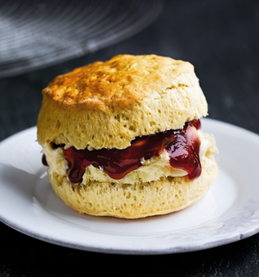 Traditional scones