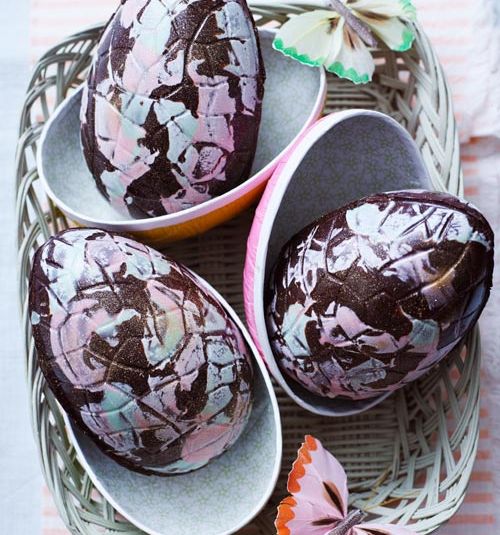 Marbled Easter eggs