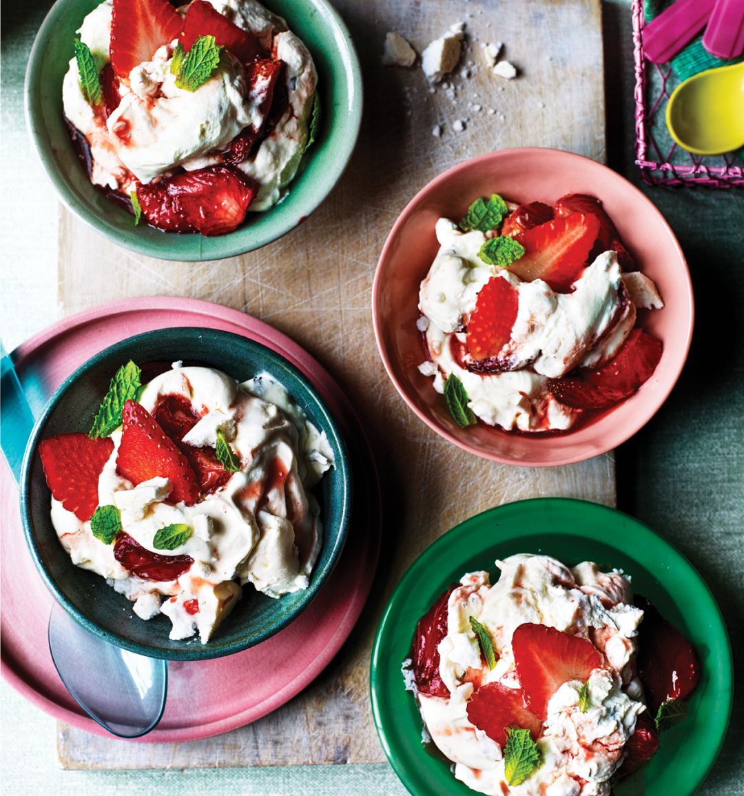 Roasted strawberry and mint Eton mess