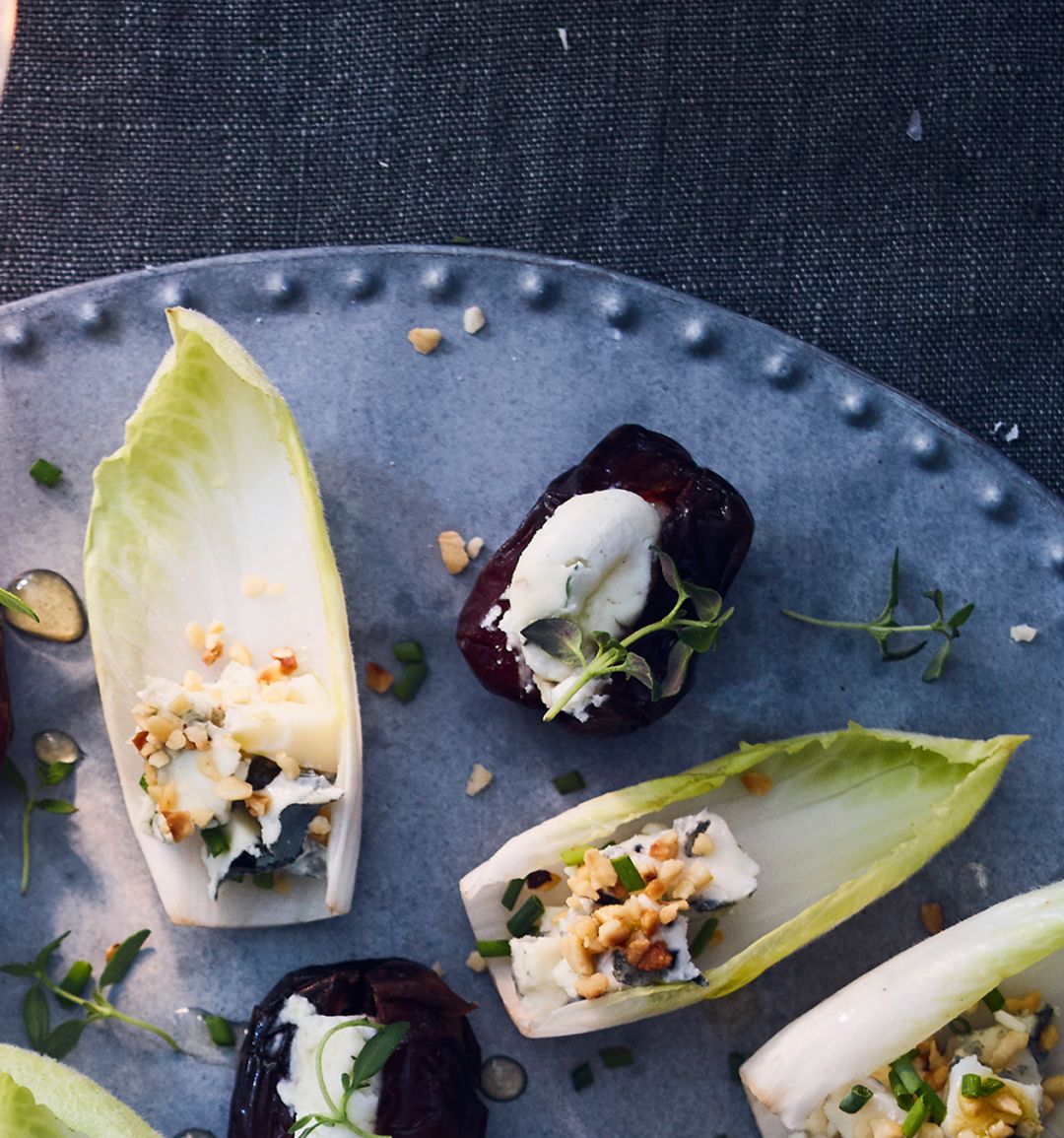 Chicory 'boats' with blue cheese and hazelnuts