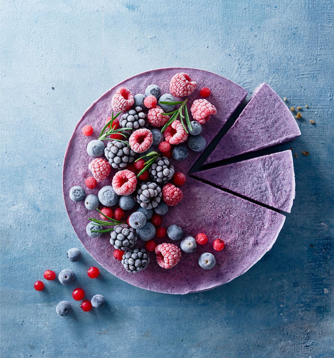 Frozen berry and coconut ‘cheesecake’
