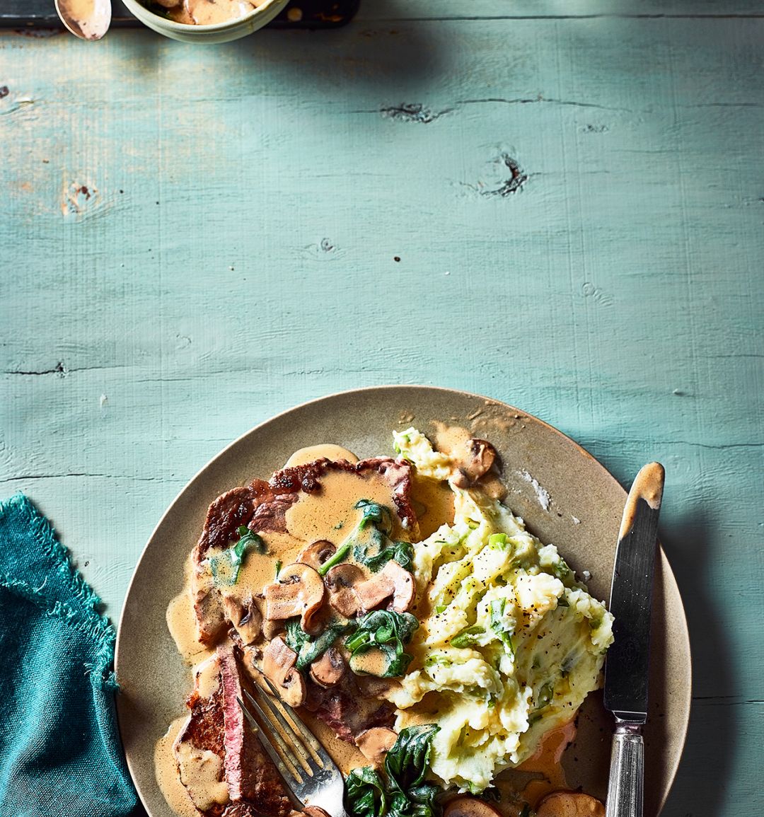 Steak with Florentine mushroom sauce and mash