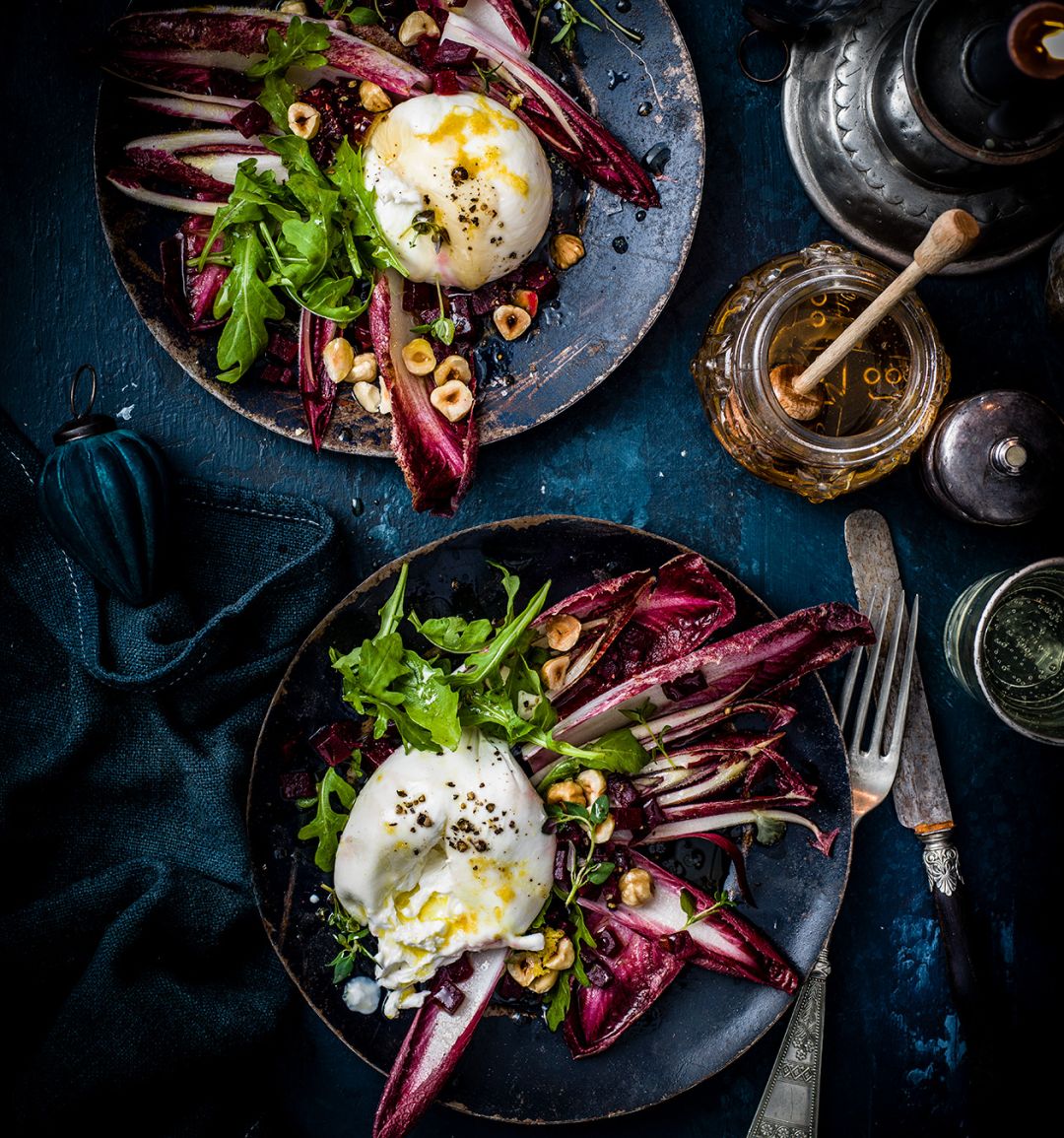 Burrata with honey, hazelnuts and thyme