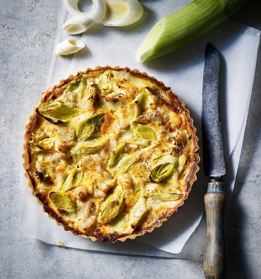 Leek and smoked haddock tart