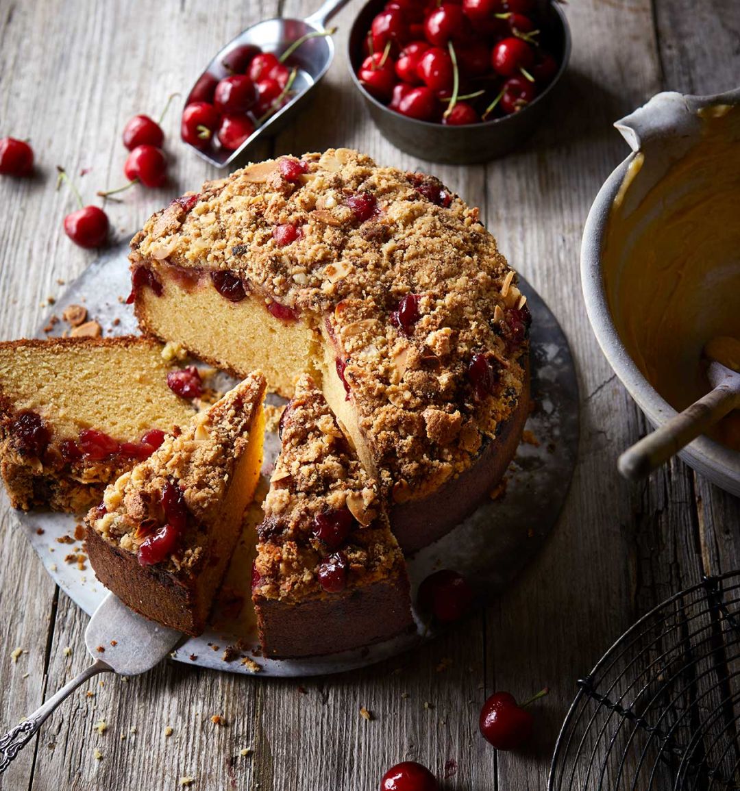 Cherry and amaretti-topped crumble cake