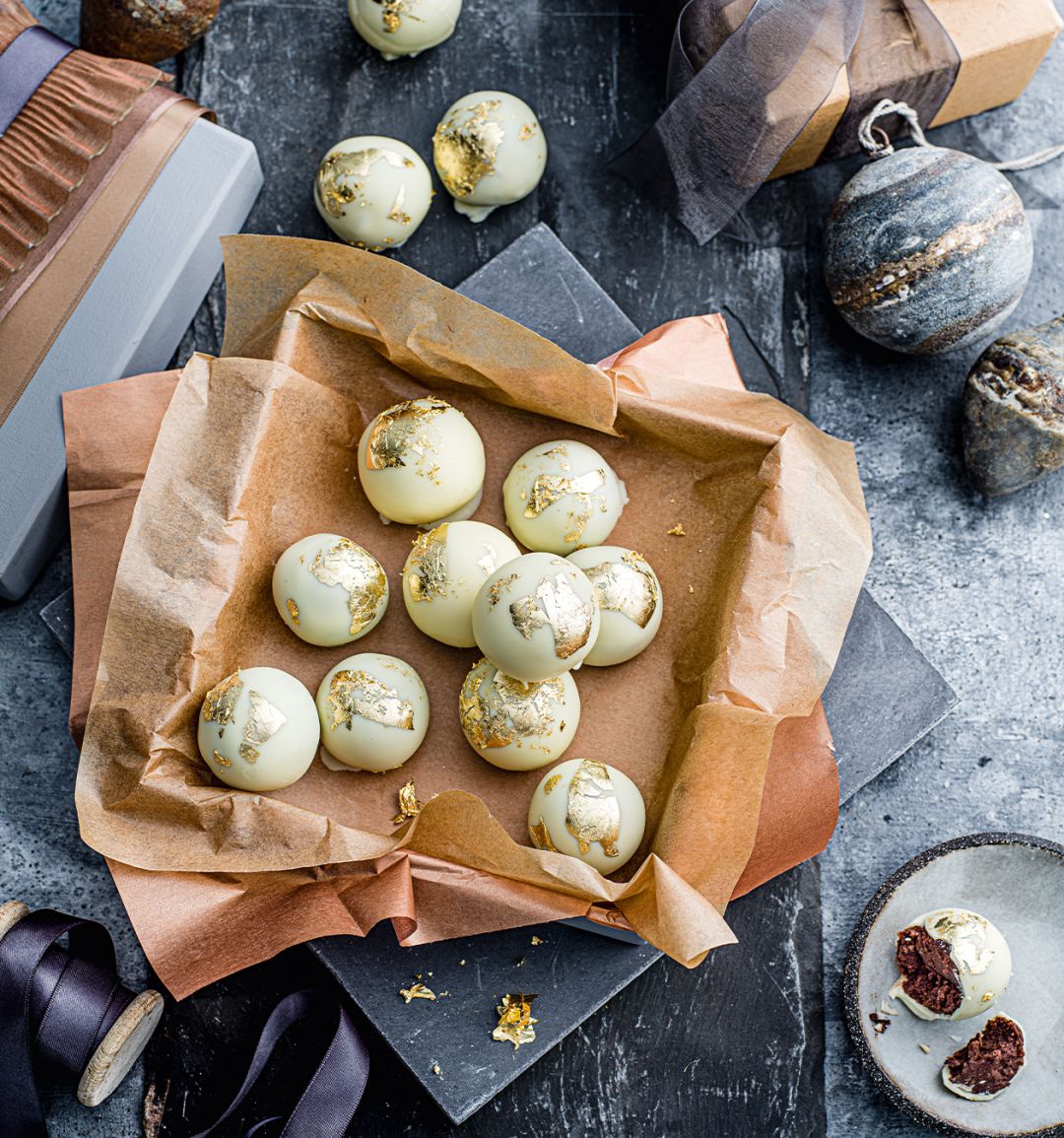 Gold fizz truffles