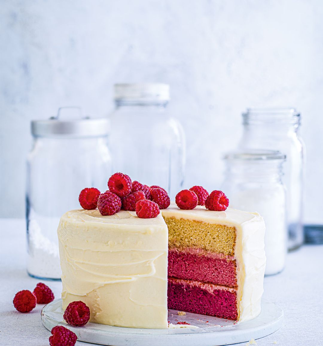 Pink lemonade ombré cake