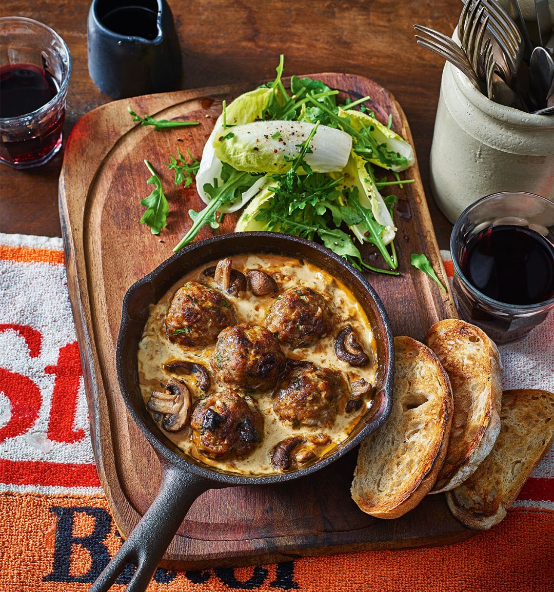 Roast lamb meatballs in a creamy porcini sauce 