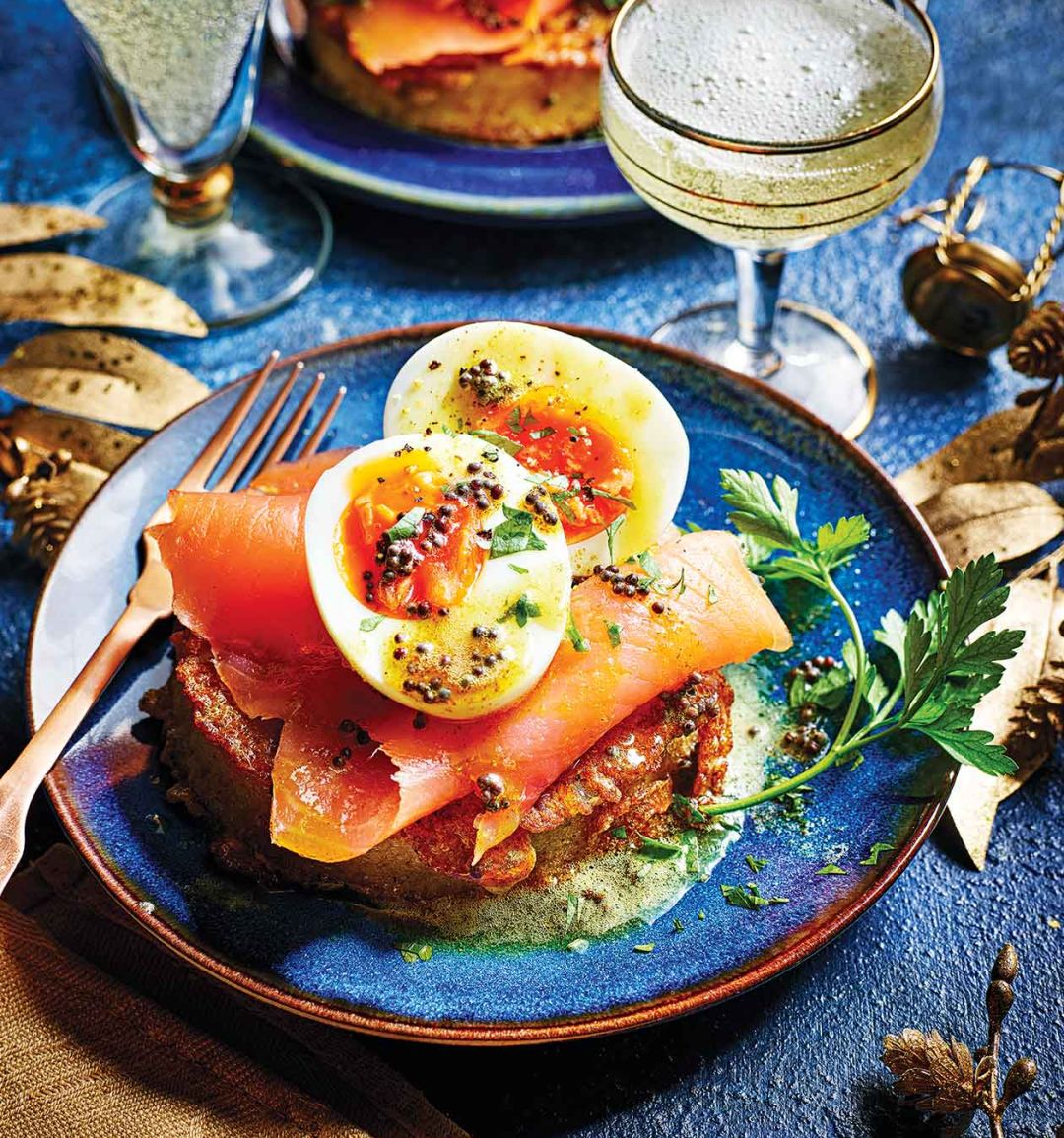 Smoked salmon kedgeree crumpets