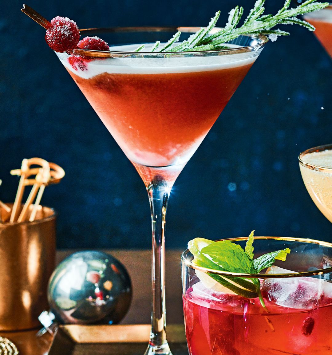 Snow-capped cranberry martini