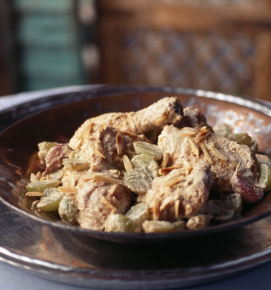 Chicken, almonds and grapes