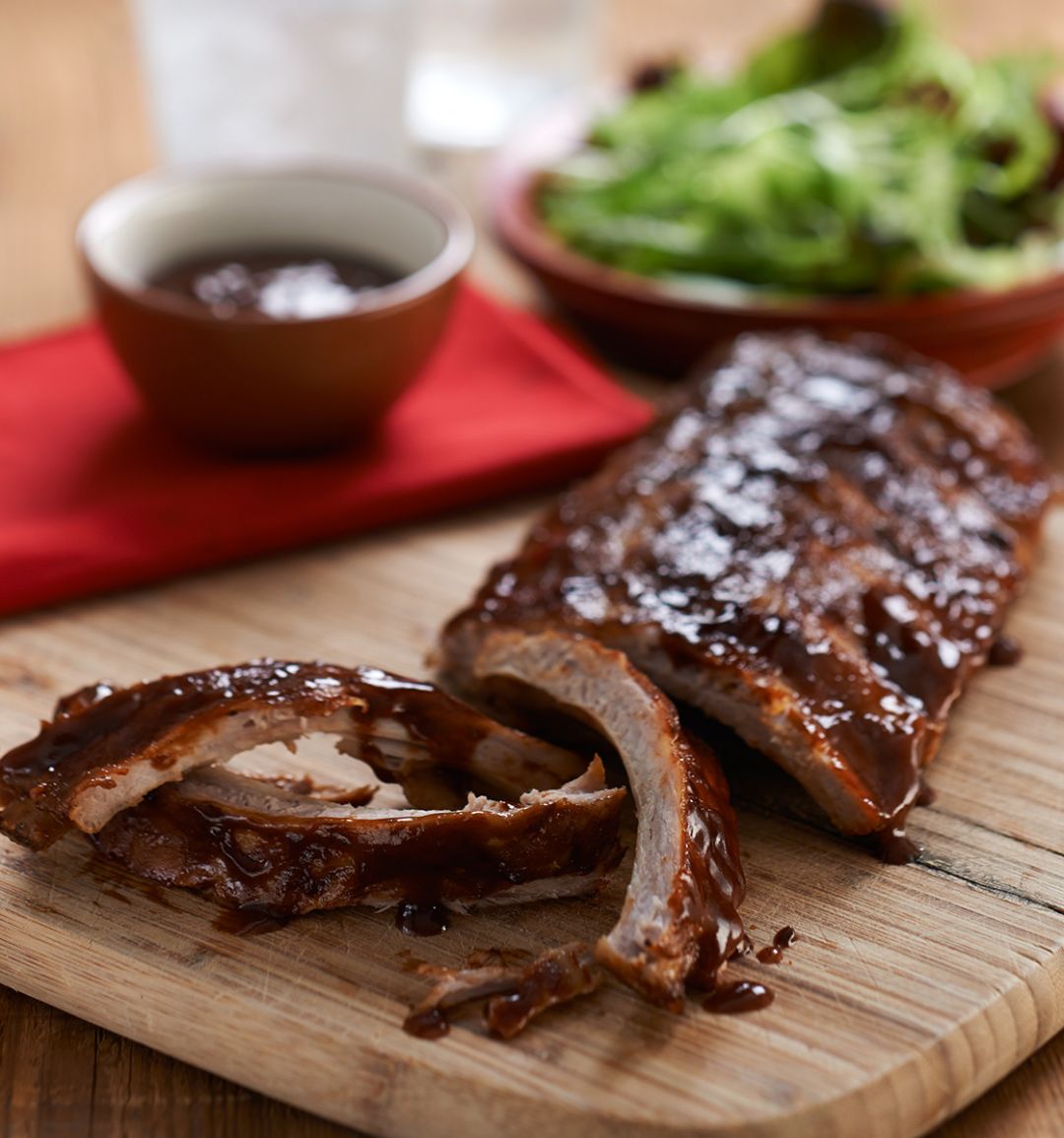 Pork ribs with Tabasco® Sweet Chipotle & Cola Sauce 