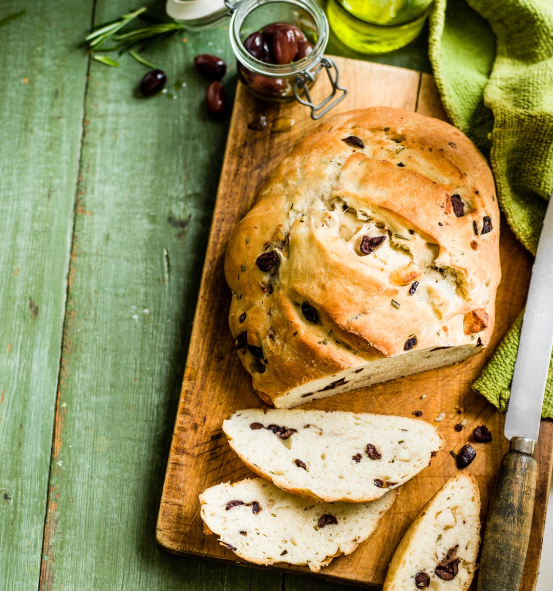 Olive, halloumi and rosemary bread