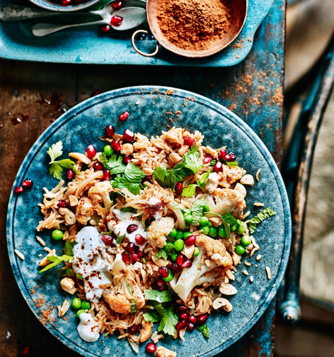 Spiced cauliflower, pea and cashew pilaf