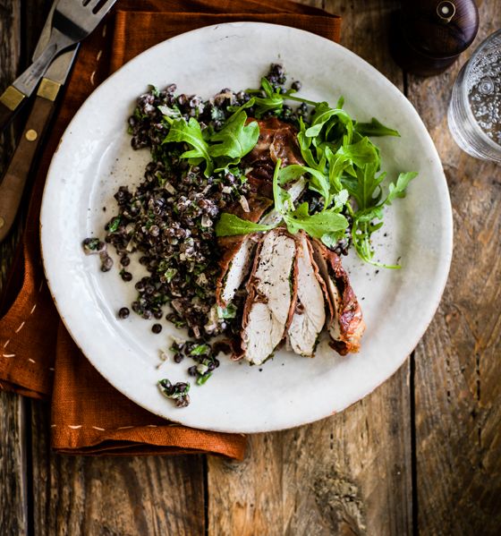 Parma ham-wrapped chicken with creamy lentils