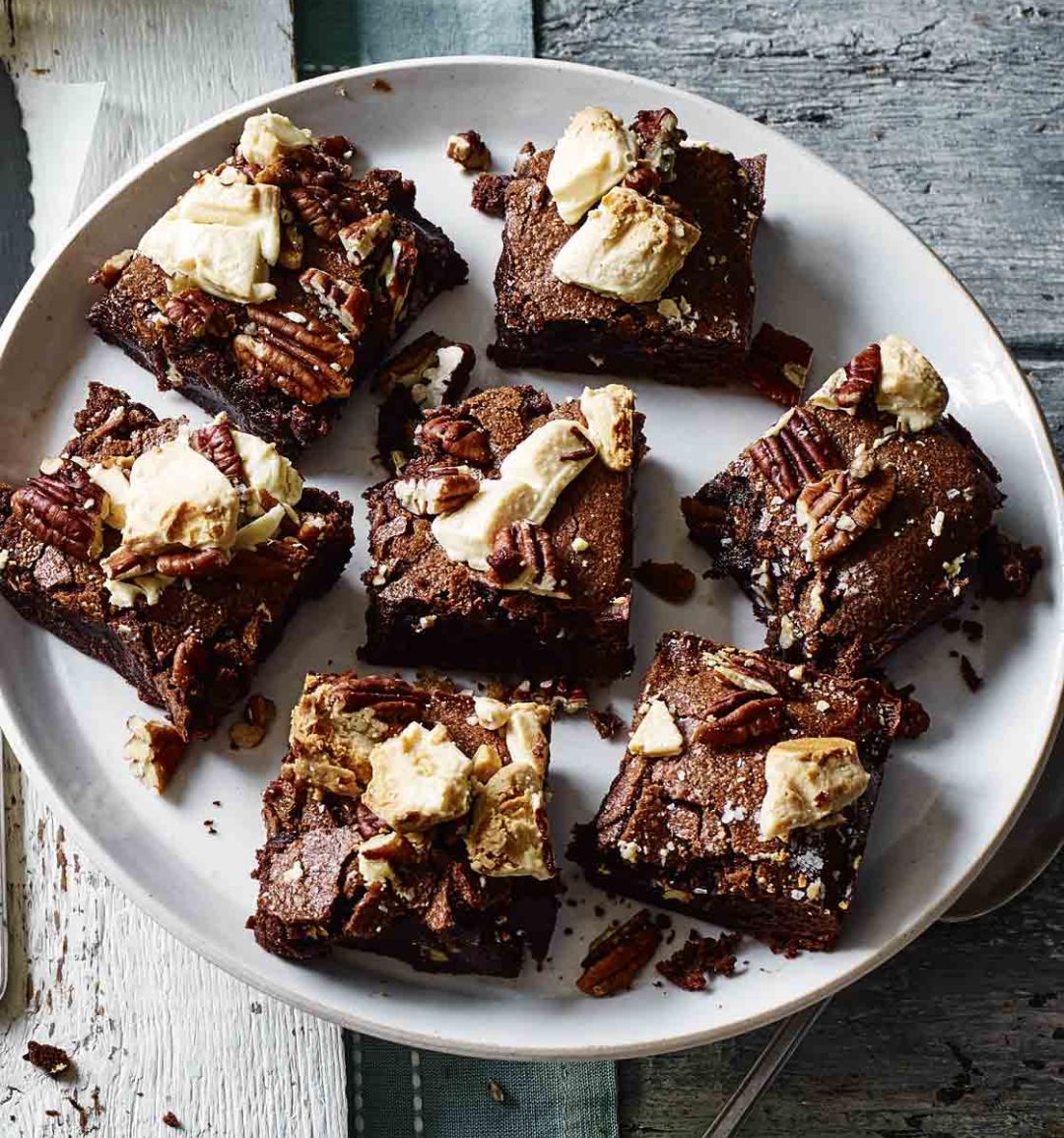 Salted pecan and white chocolate brownies