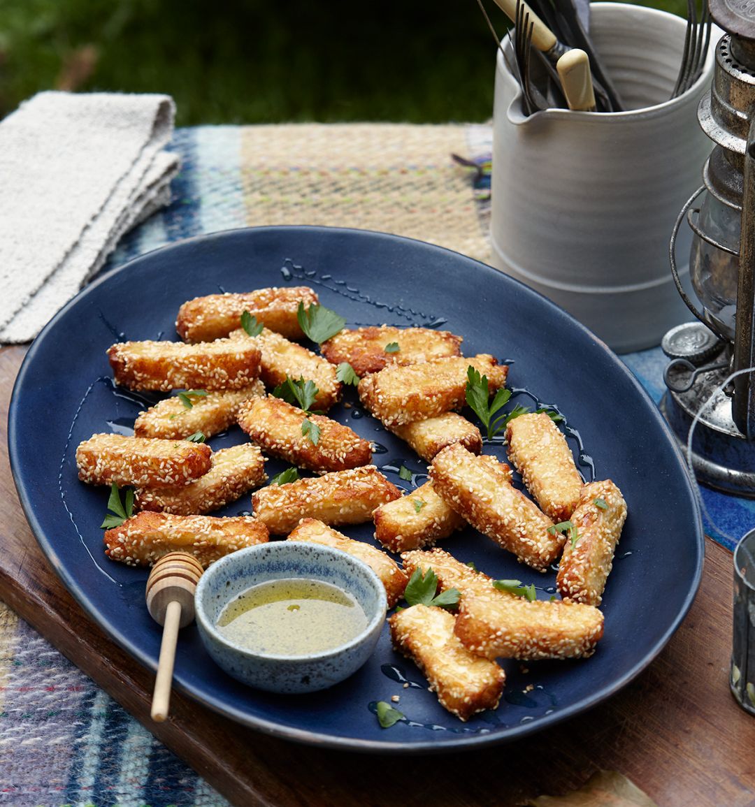 Sesame honey halloumi fries