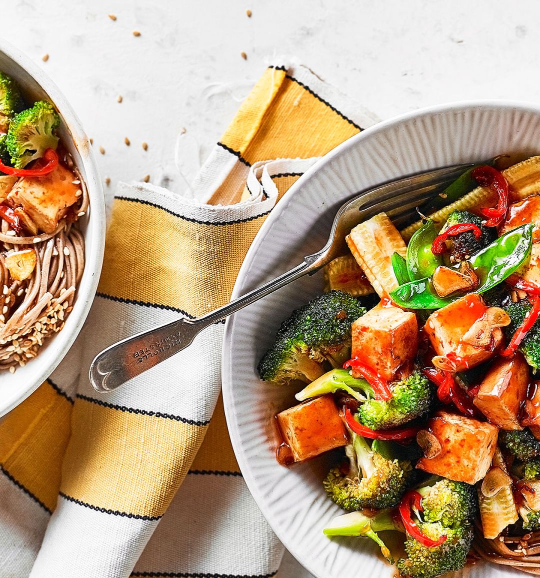 Teriyaki tofu and broccoli stir-fry