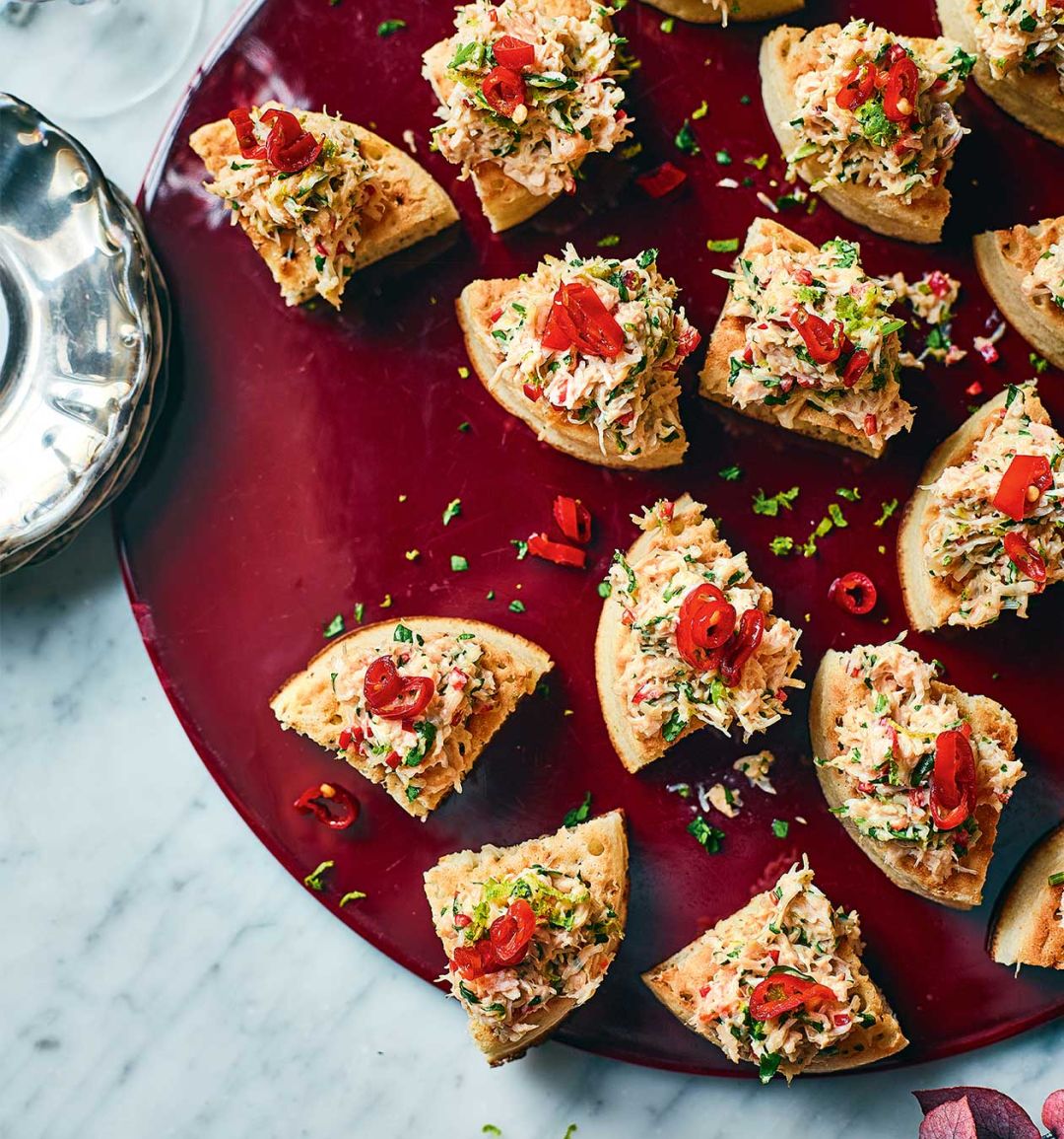 Chilli crab crumpets