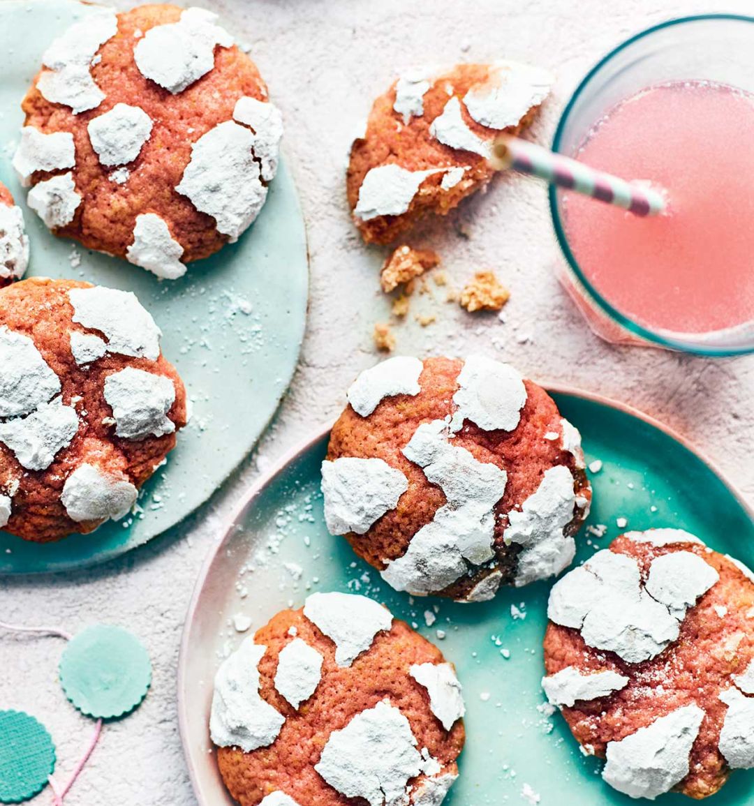 Pink lemonade crackle cookies