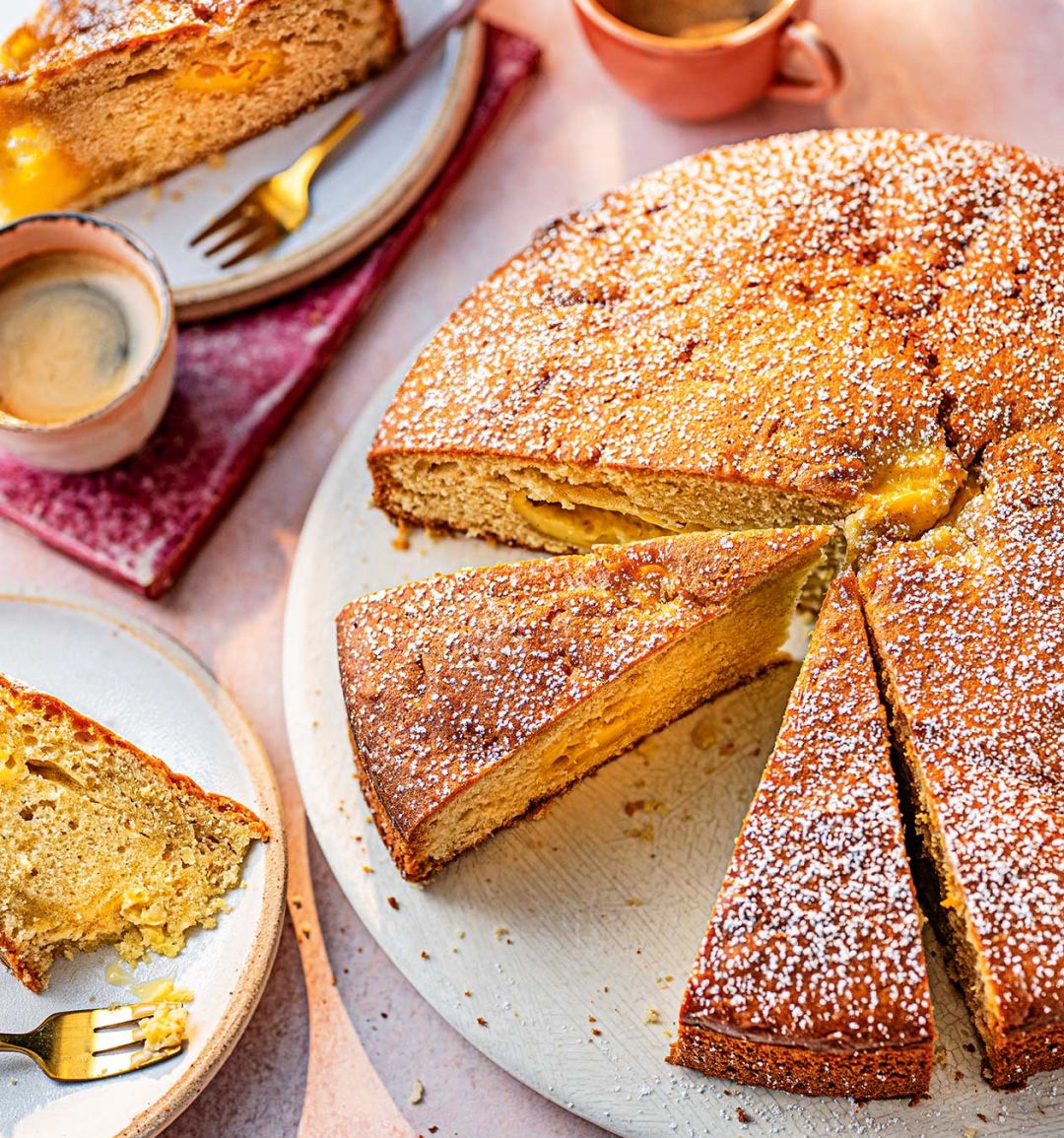 Italian custard cake