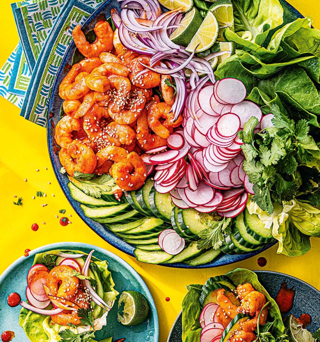 Gochujang prawn lettuce wraps