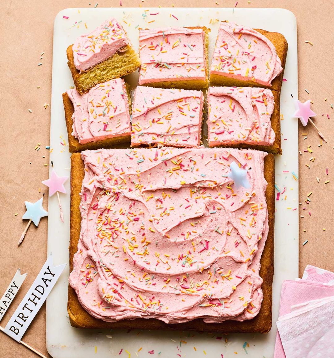 Pink lemonade party cake