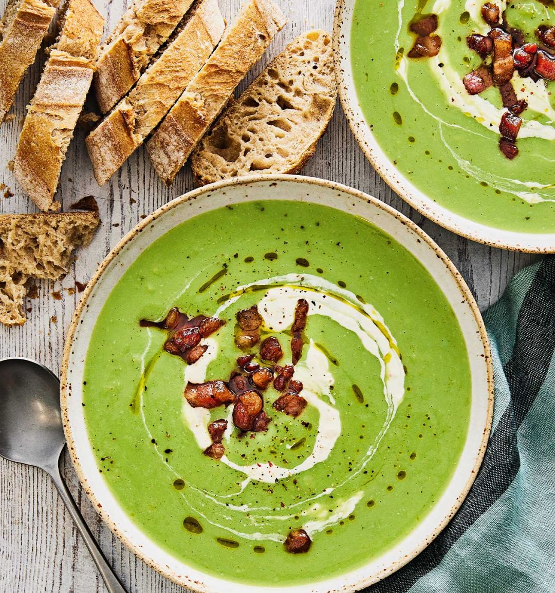 Marrowfat pea soup with crispy bacon and horseradish cream