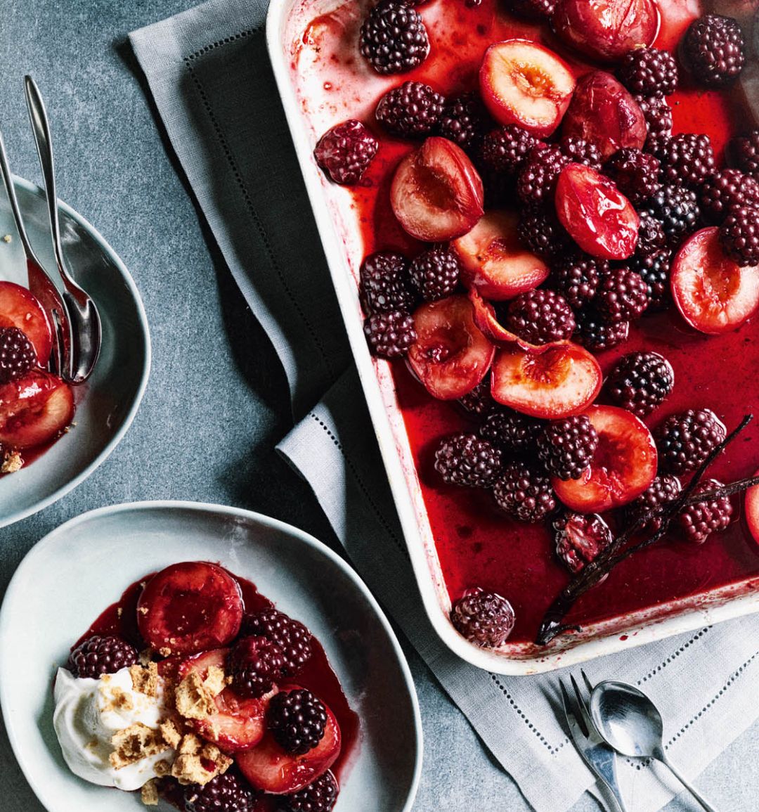 Baked blackberry and plum compote with amaretti and yogurt