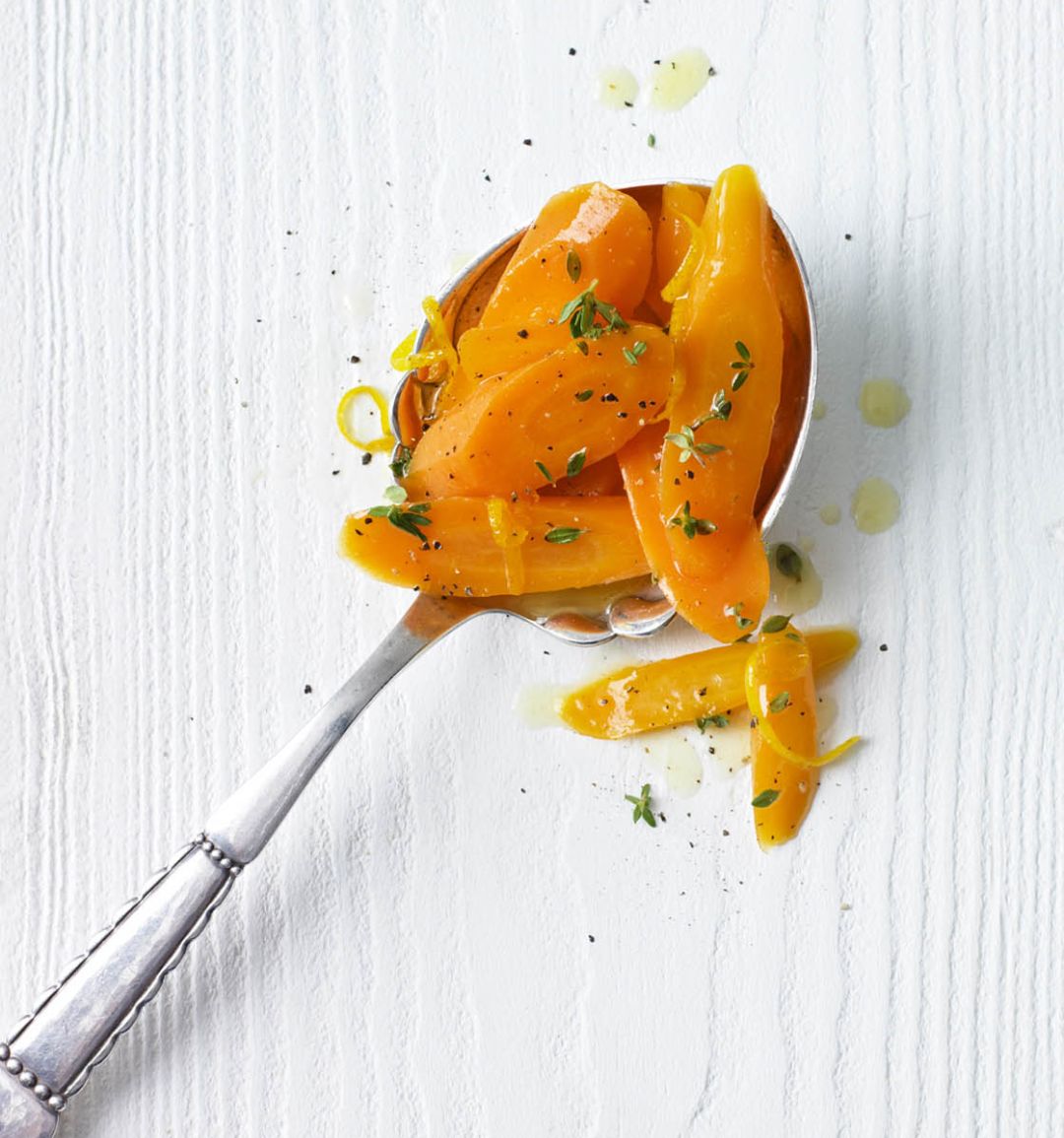 Glazed carrots with orange and thyme