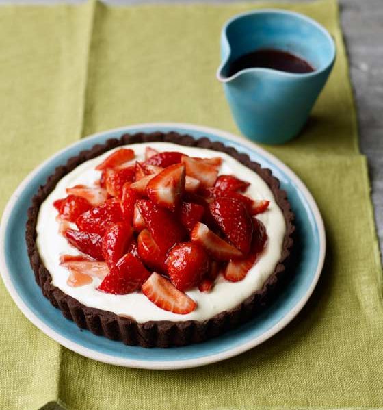 Strawberry tumble tart