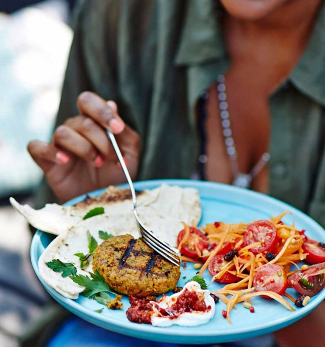 Spiced chickpea burgers