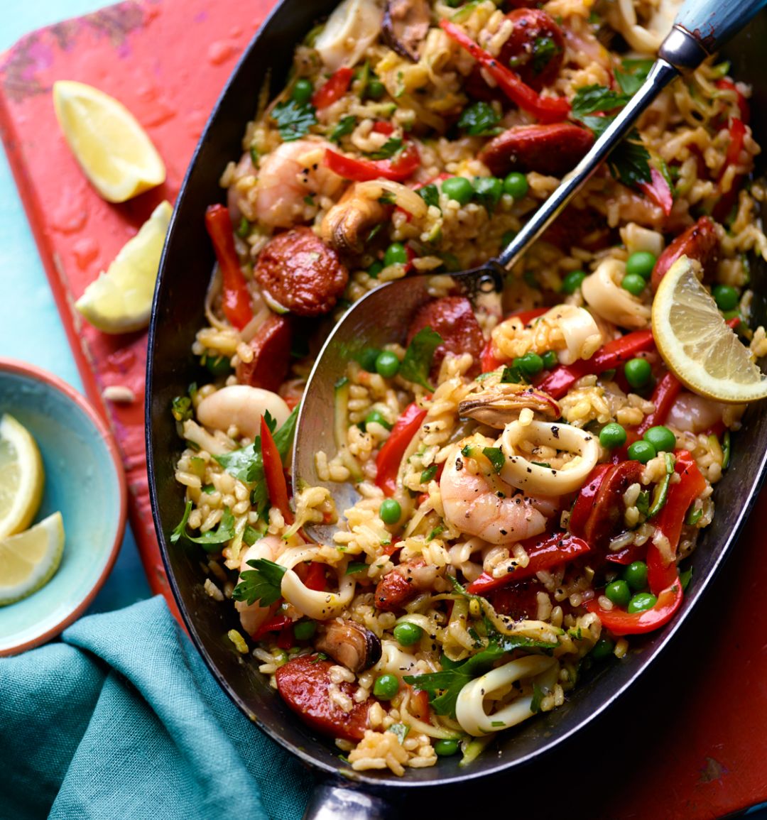 30-minute seafood paella