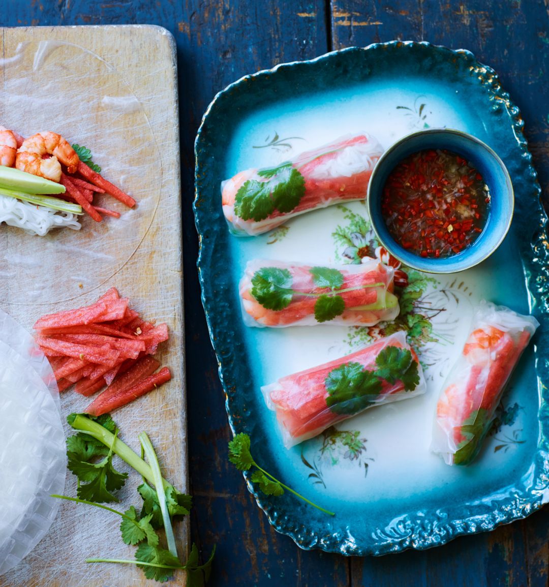 Fruity prawn summer rolls