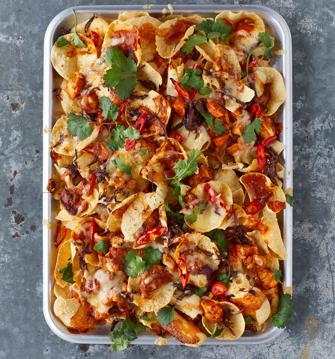 Chicken tikka nachos
