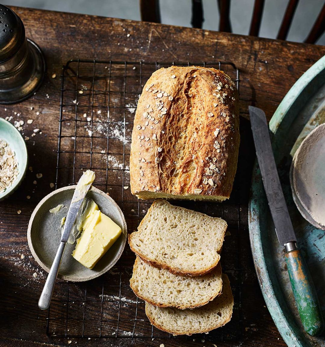 No-knead porridge bread