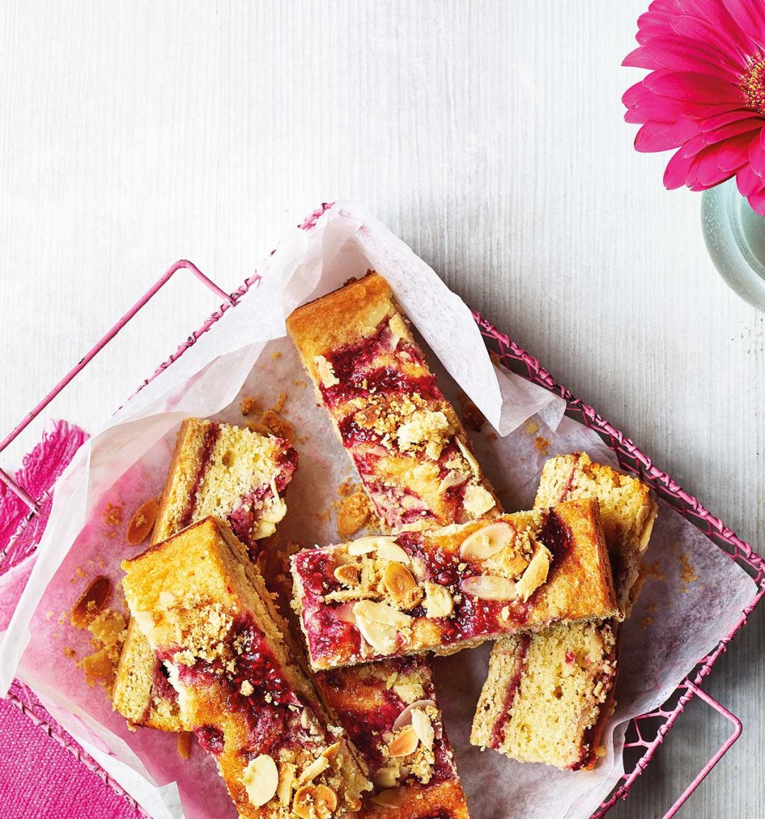 Bakewell ripple slice 