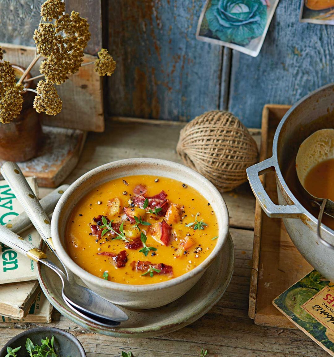 Squash and apple soup with cider