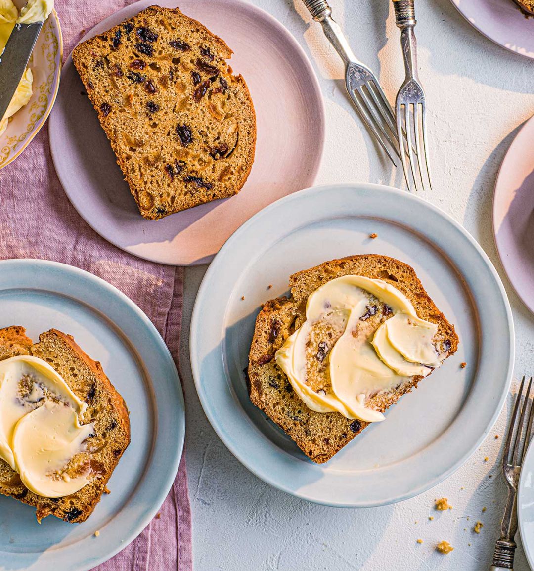 Camomile tea loaf