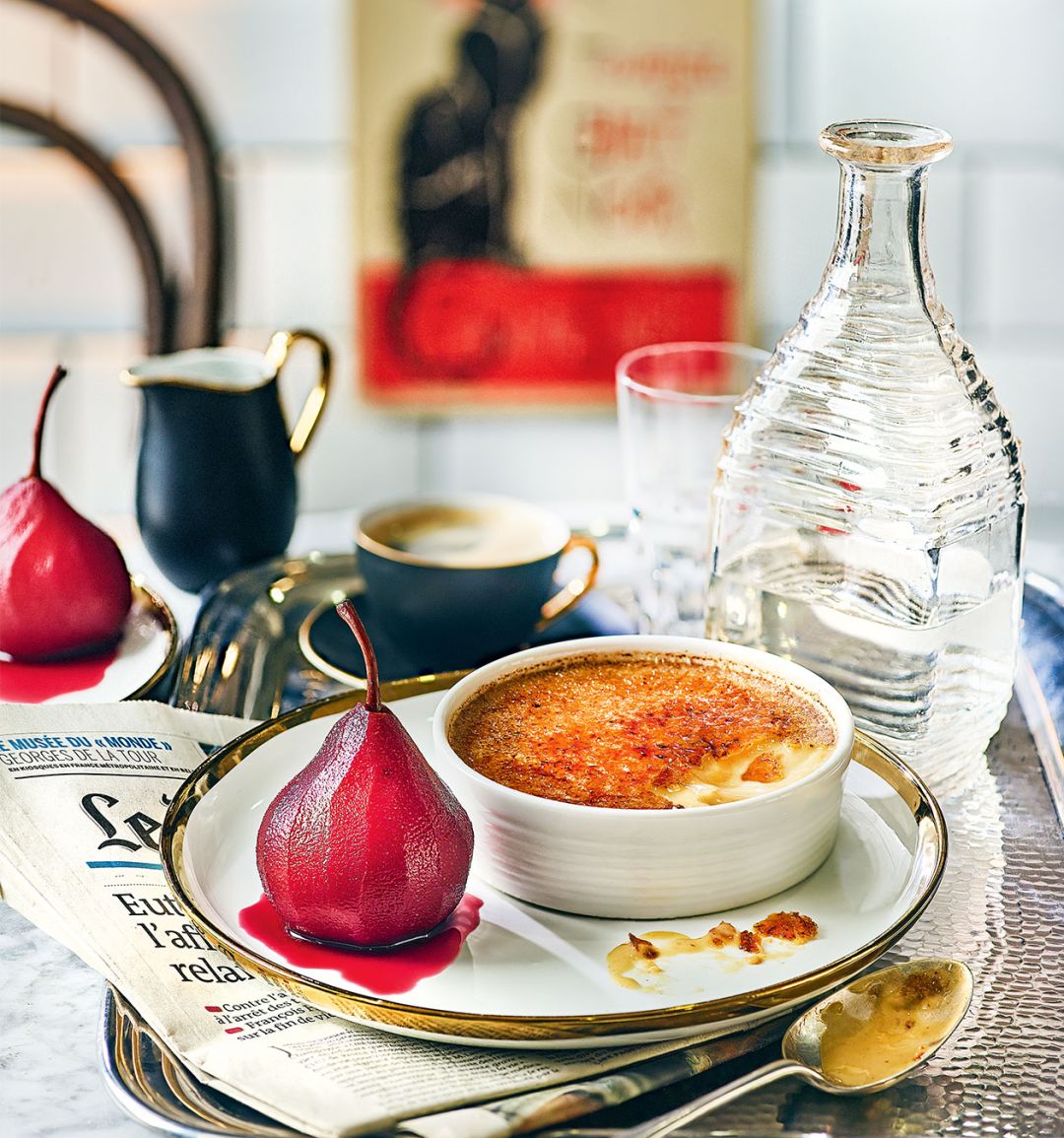 Gingerbread crème brûlée and mulled wine pears