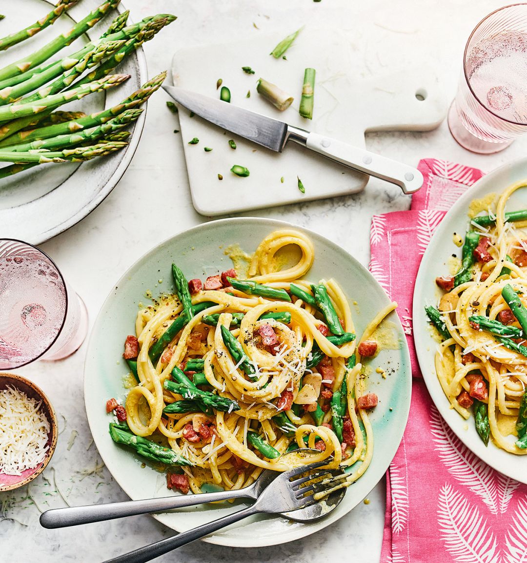 Asparagus carbonara