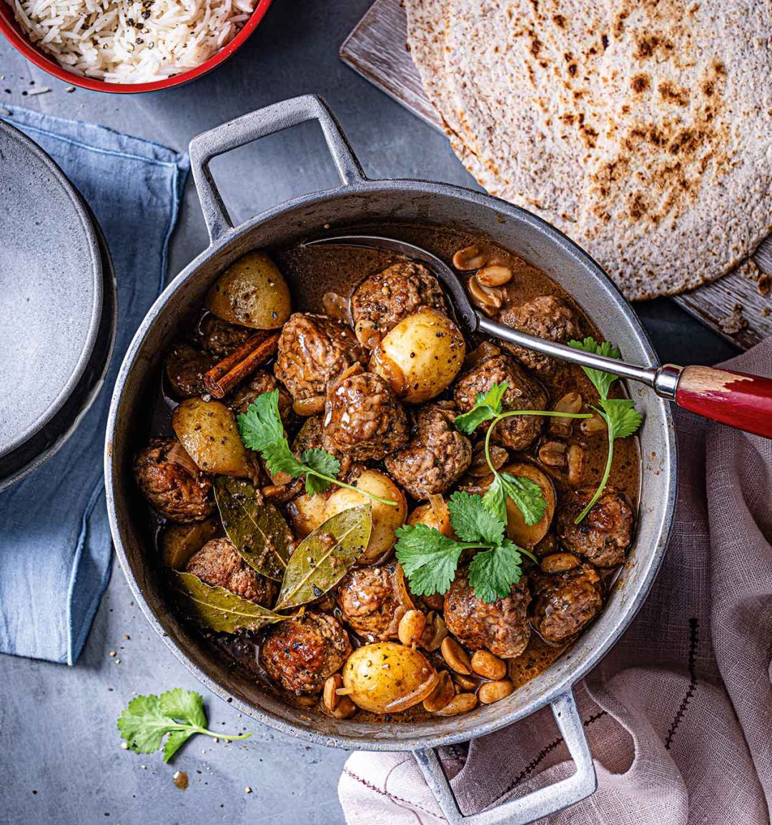 Lamb meatball massaman