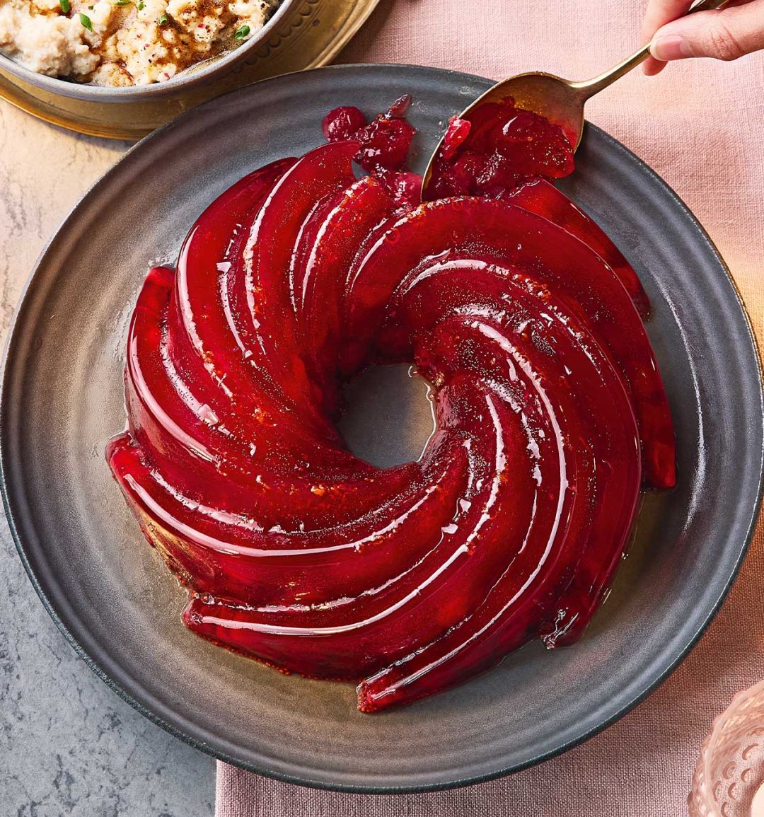 Apple and cranberry crown