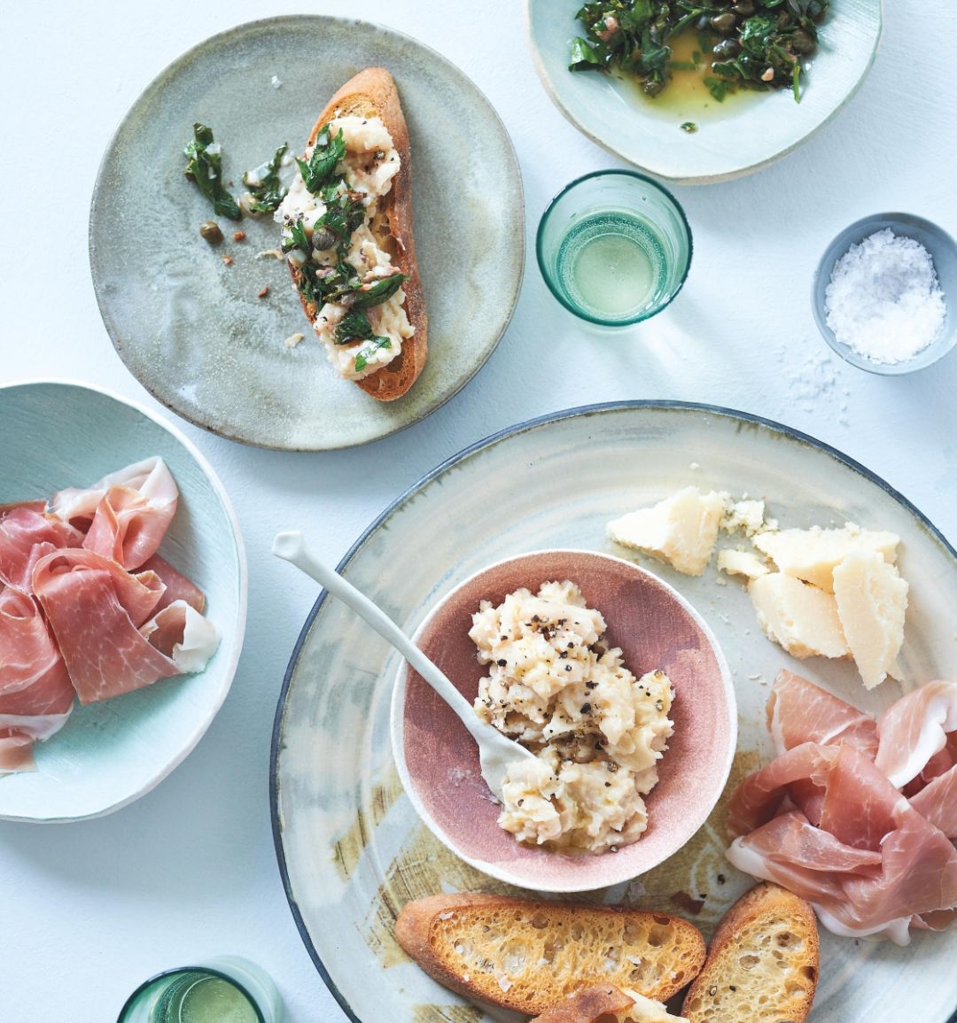 Crostini with white beans and salsa verde