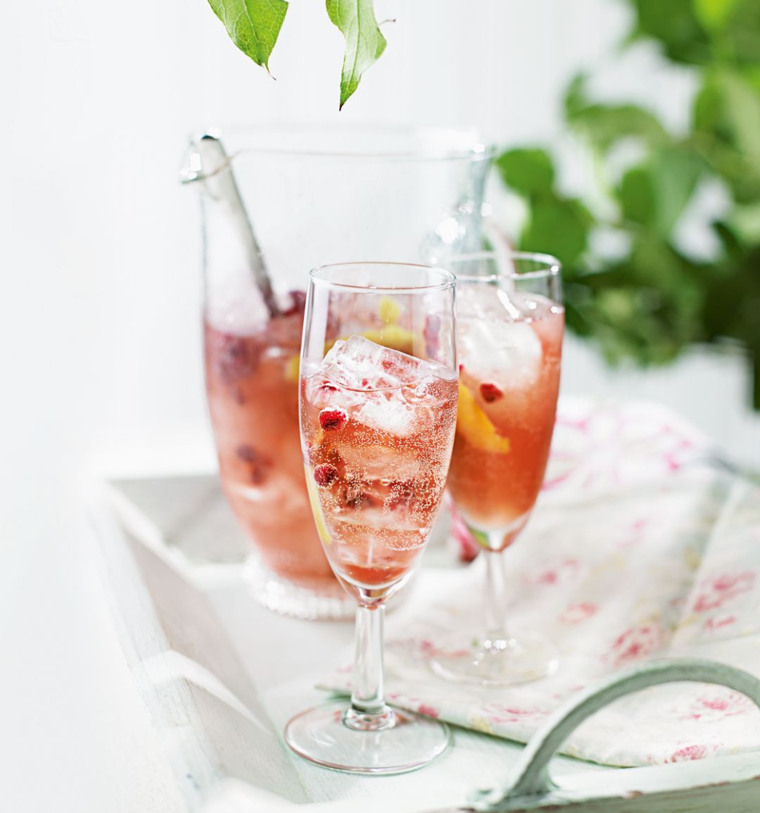 Pink fizz punch