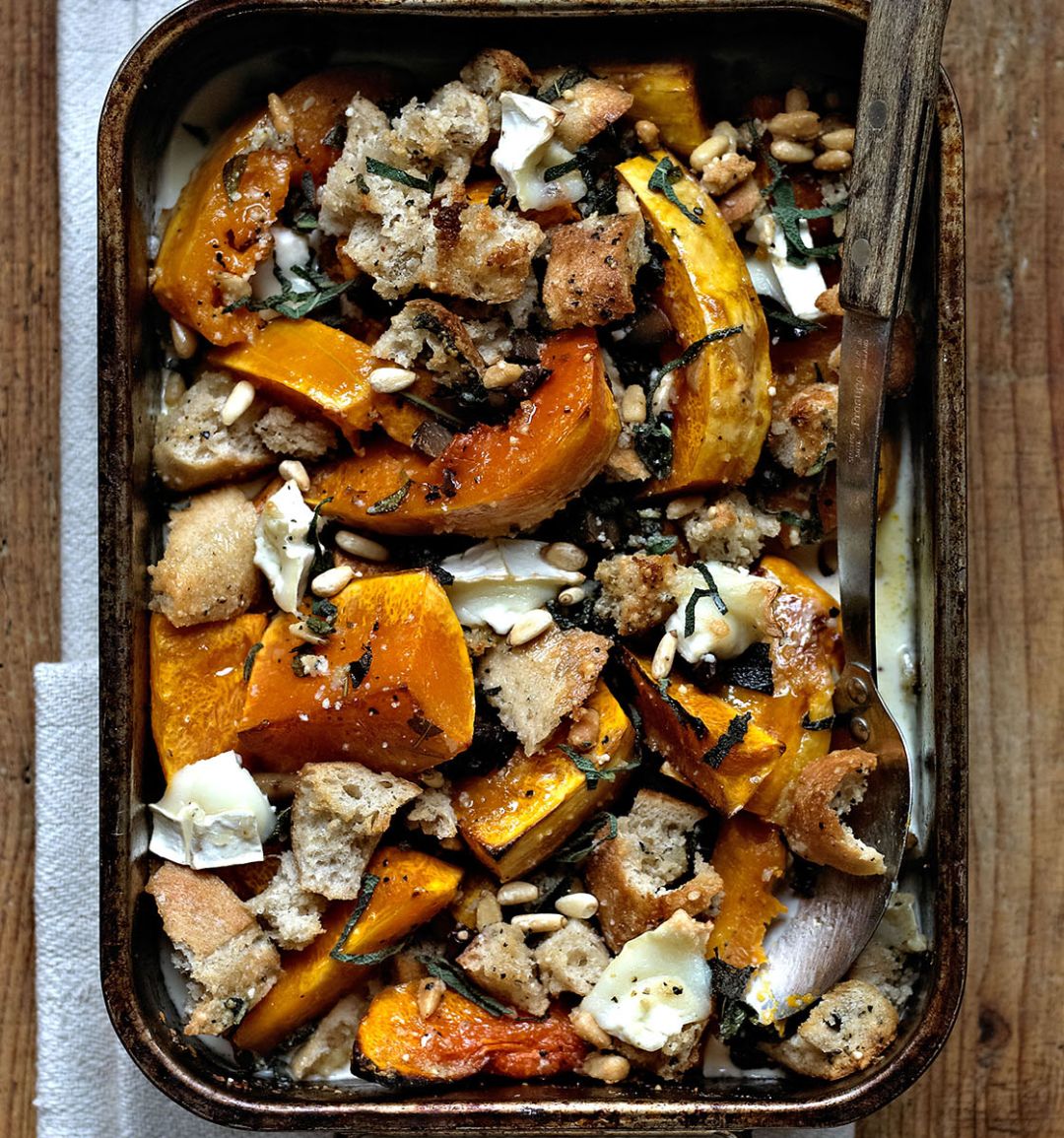 Butternut squash and goats' cheese crumble