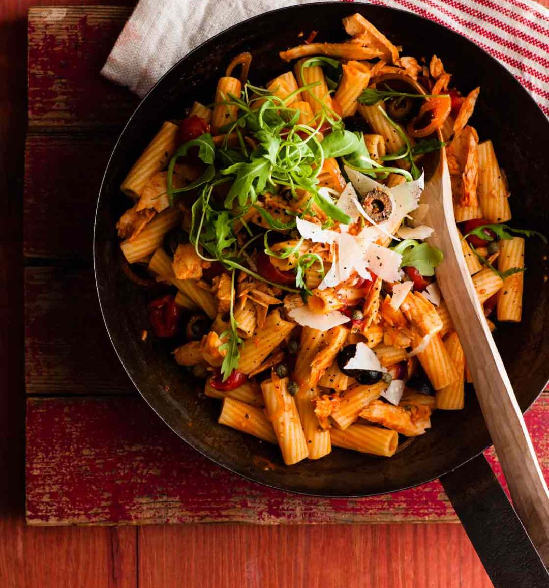 Tuna and rocket puttanesca