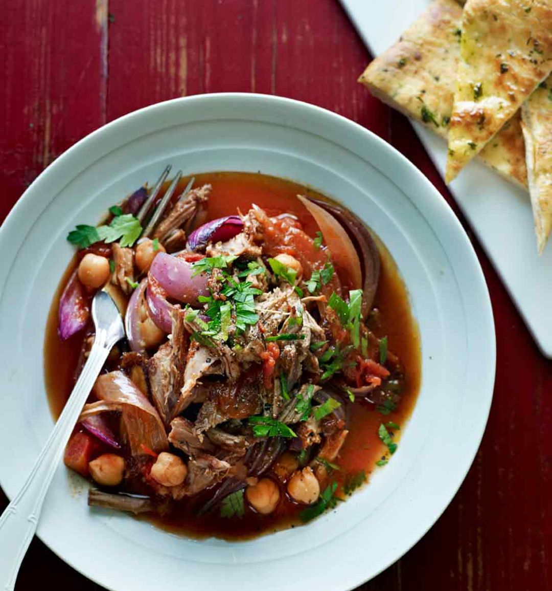 Lamb with tamarind and dates