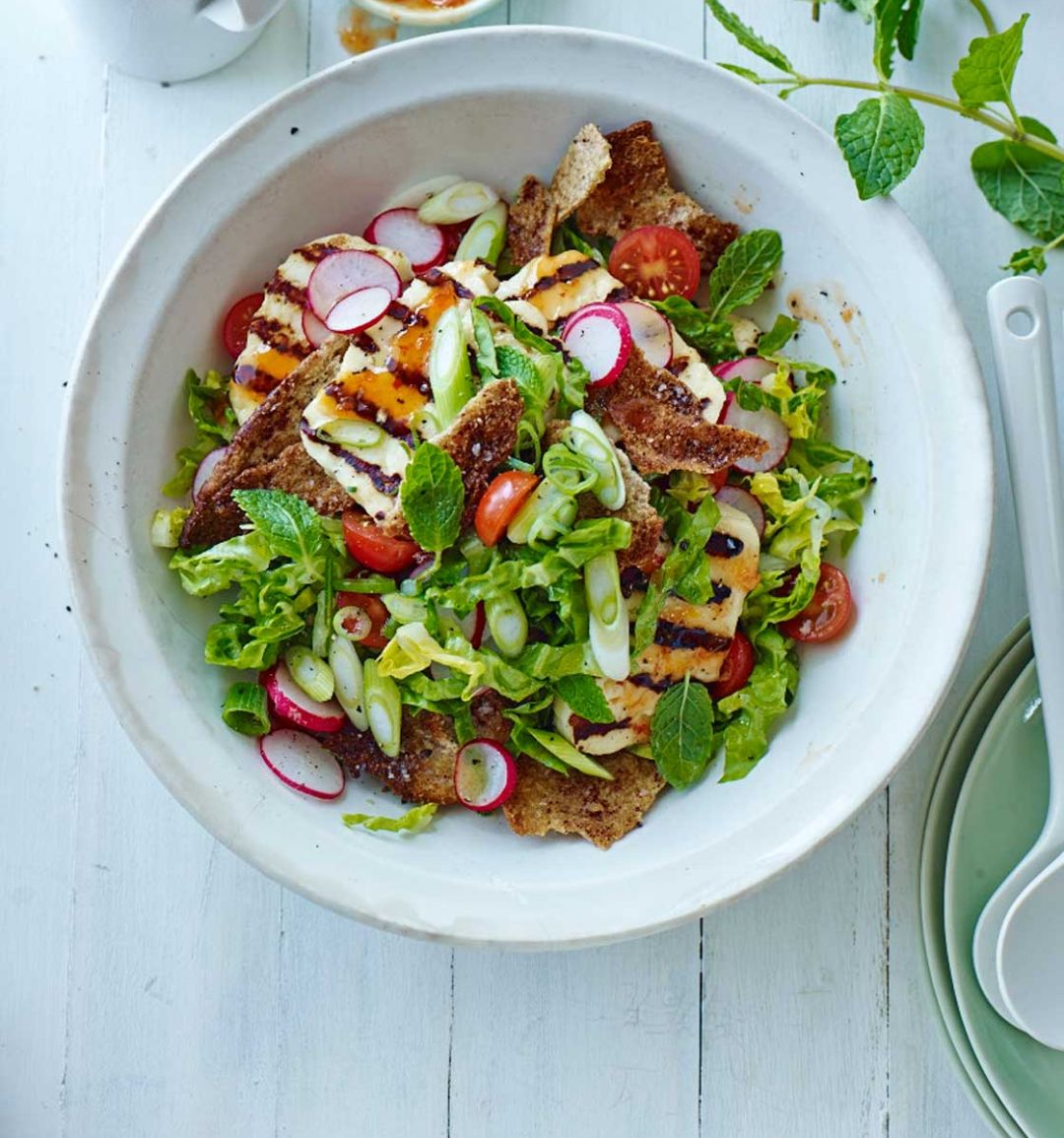 Halloumi fattoush salad
